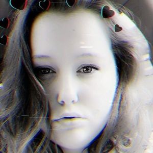 Meet your Posher, Crystal-lyn